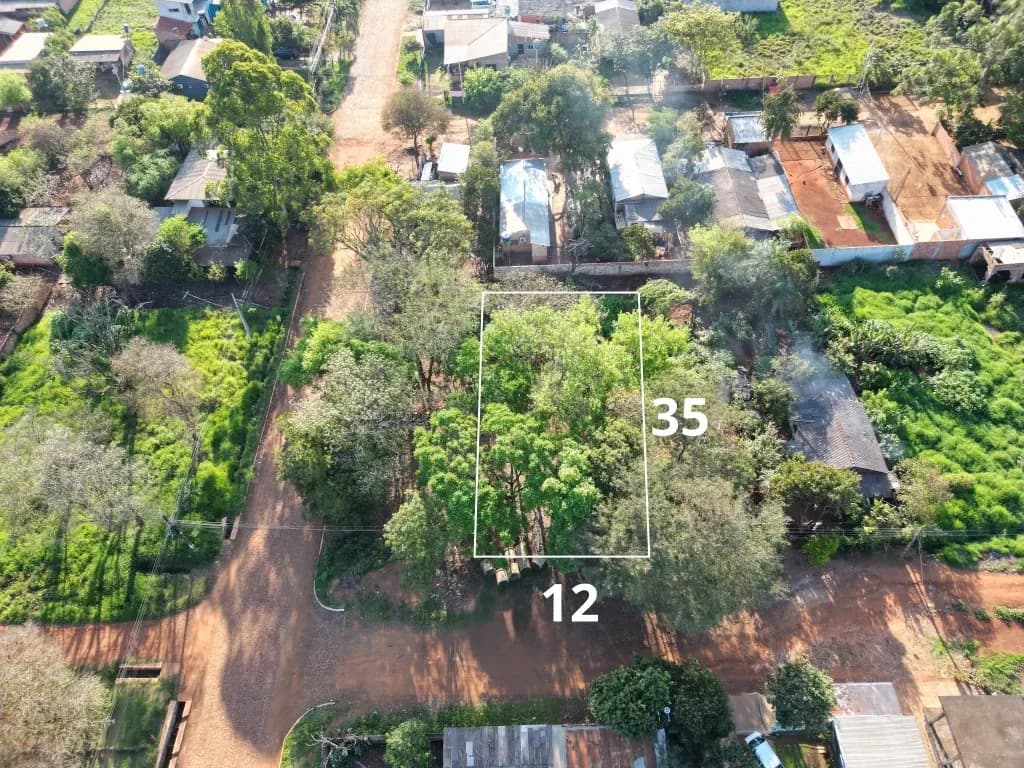 Terreno de 420 m² à venda em Ciudad del Este
